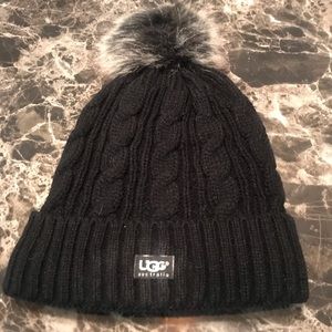 UGG knitted hat wool inside black NWOT